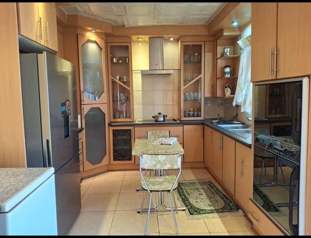 3 BEDROOM HOUSE FOR SALE IN ARCON PARK